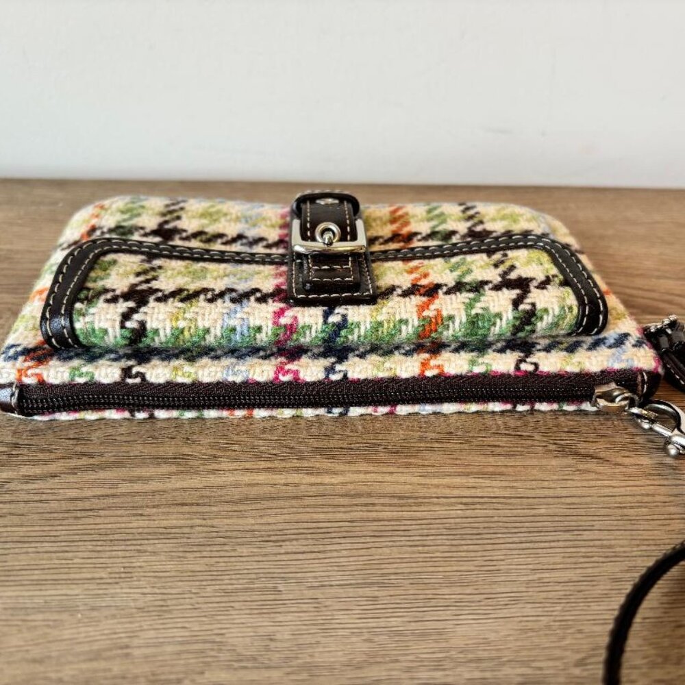 Coach Hampton Tattersall 100% Wool Plaid Wristlet Leather Trim Belt Buckle NEW - Picture 3 of 8